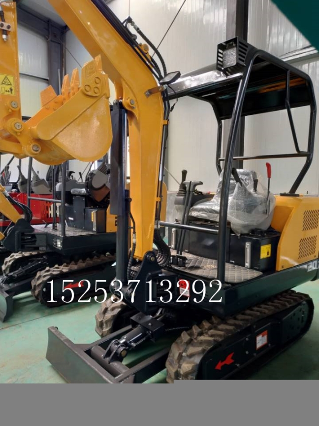 农业挖掘机，小型建筑挖掘机，回填挖掘机