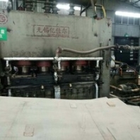 无锡产48尺2000吨二手贴面热压机转让