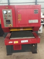 出售二手木工机械；砂光机，多片锯，单片锯，纵锯等