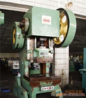 东莞望牛墩搬迁工厂旧机械设备回收