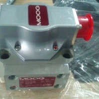 MOOG	放大器	G123-825-001