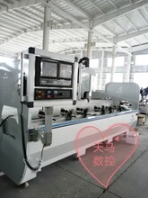 买铝型材铣孔机数控雕铣机/万能铣孔机那里有济南天马雕刻机有