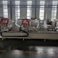 直销铝型材同步组角机断桥铝型材切割锯么女创