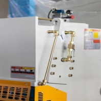 角钢冲孔打眼机辽宁黑山县90吨冲剪机