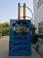 160吨立式液压打包机