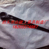 专业生产特种撬棒梅花扳手设计合理,结构稳定,精度高,耐磨损