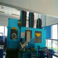 数控龙门铣床的结构特点