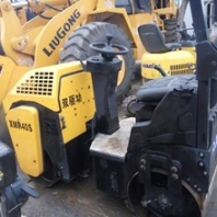 二手徐工22吨震动压路机现车转让个人