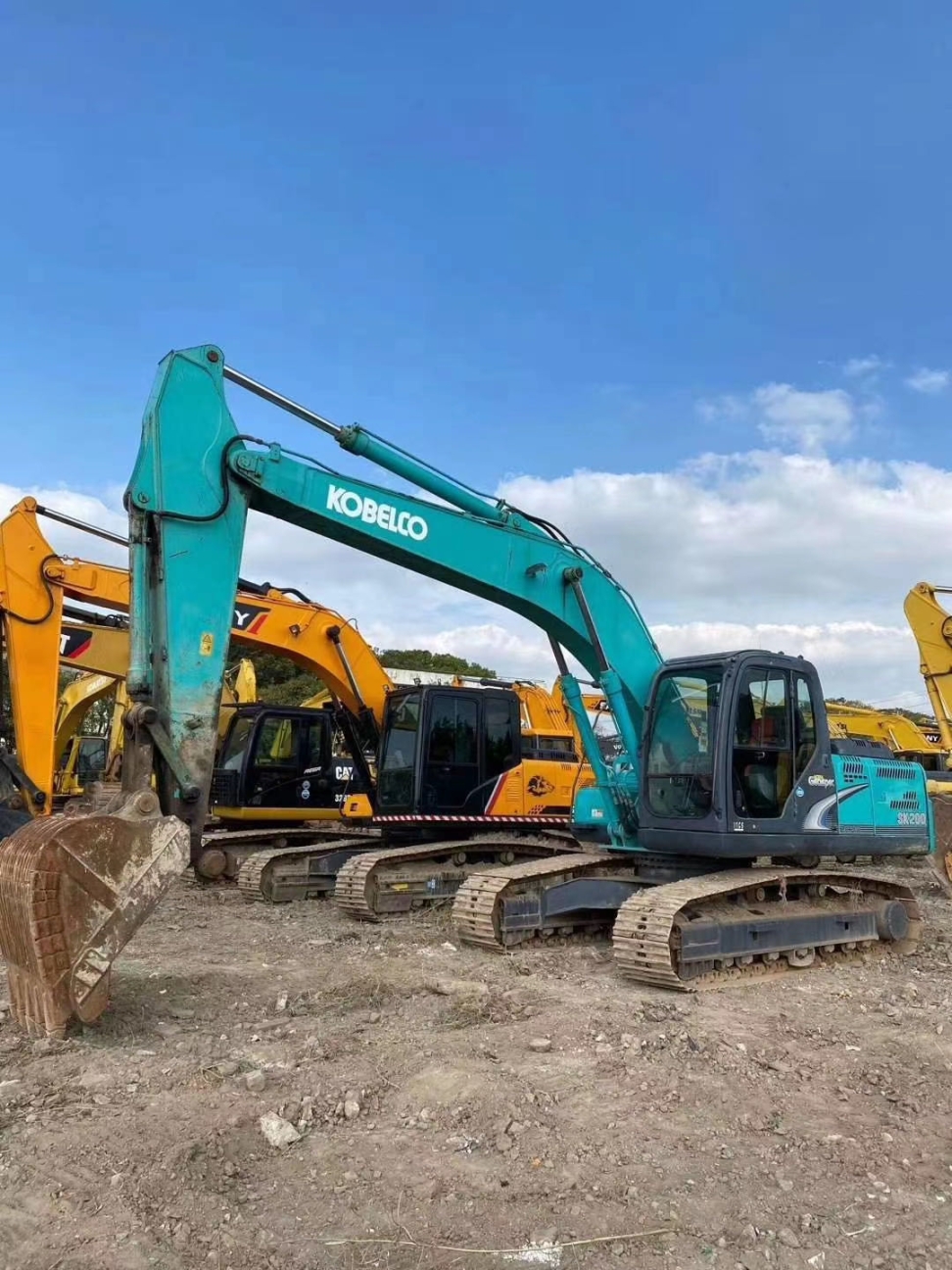 昆明神钢200挖掘机价格