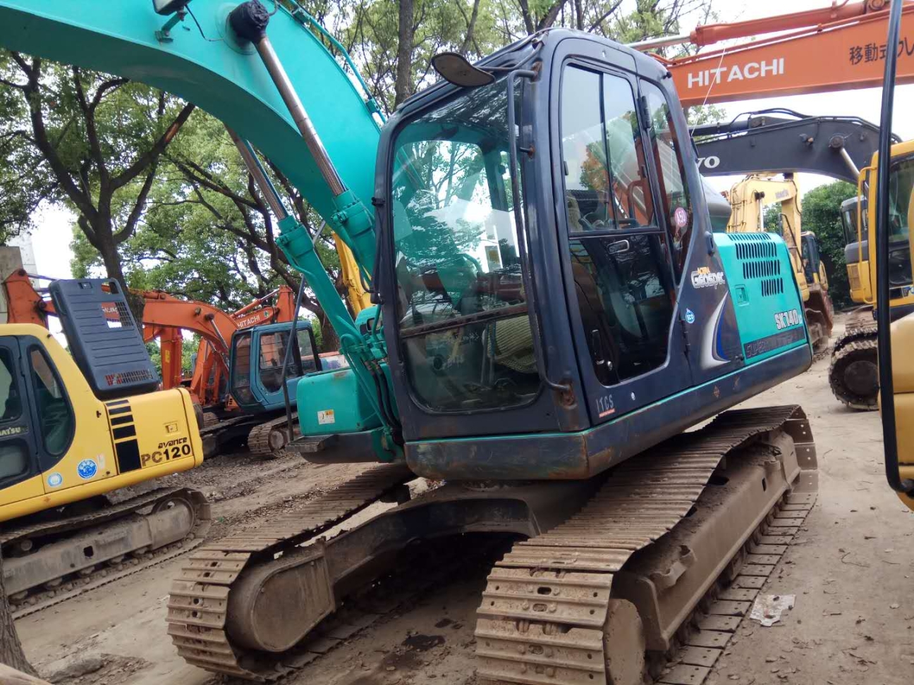 二手挖掘机市场供应二手神钢挖掘机出售增加