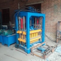 新型空心水泥砖机整套设备水泥混凝土静压垫块机老式红砖机厂家