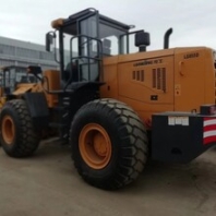 个人二手50装载机急转让,二手50铲车价格