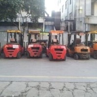 头条-黔江邻鄂吊车出租台班-理想主义服务者-叉车出租折臂吊