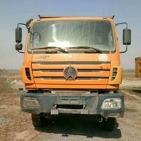 出售各种后八轮自卸车豪沃奥龙4万起