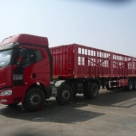 梁山轻型挂车厂家原装车