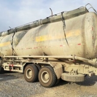 徐闻轻型挂车支腿