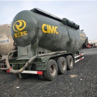 雷州市出售二手解放J6牵引车国四排放420马力手续