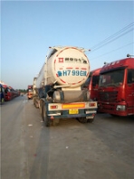 宝安出售二手豪沃搅拌车12年后八轮