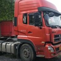 和平出售二手德龙牵引车国四排放双驱轻体可分期