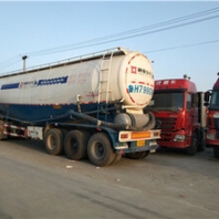 潮州湘桥区二手双拖欧曼460轻型13米直板拖卡二拖三半挂车