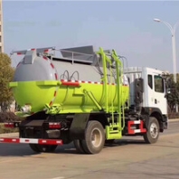 燃油勾臂垃圾车好不好