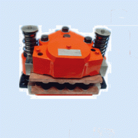 华伍风电偏航制动器DADH-90各种摩擦片更换说明