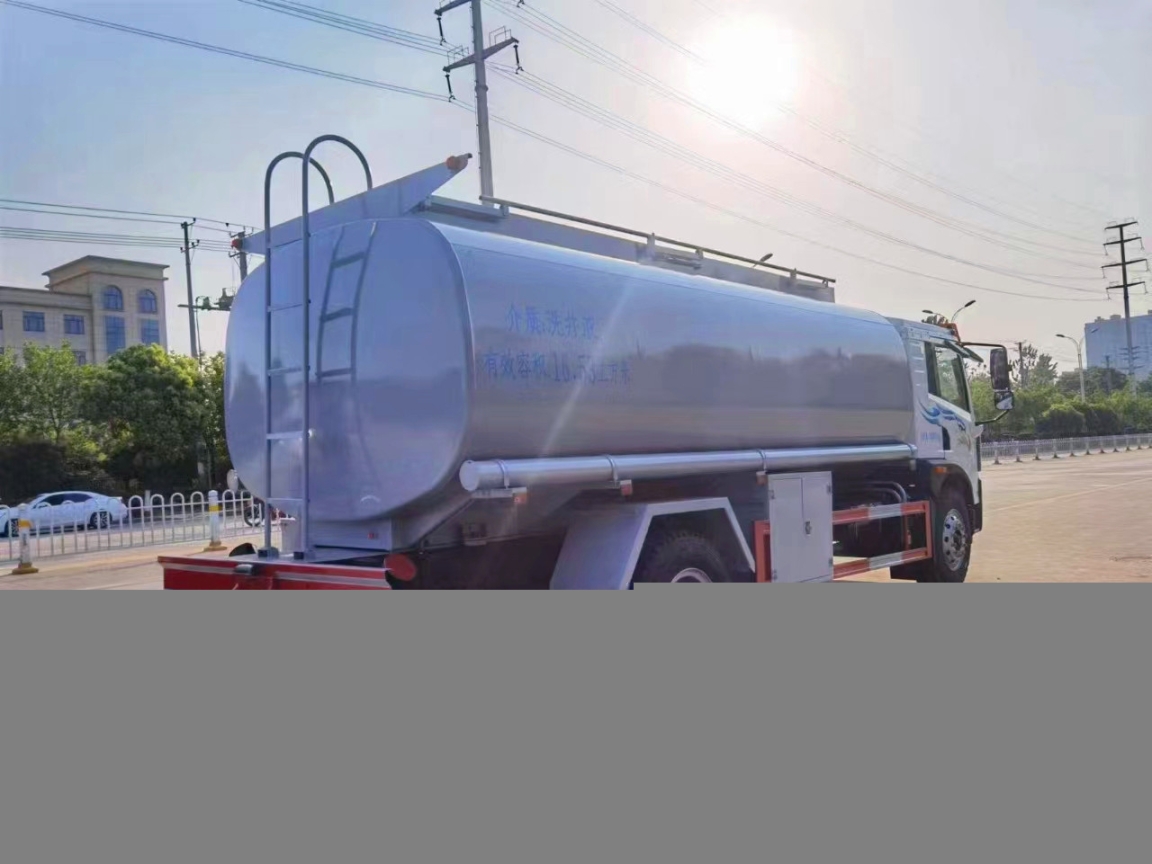 三桥热水供液车压裂供液车厂家配置