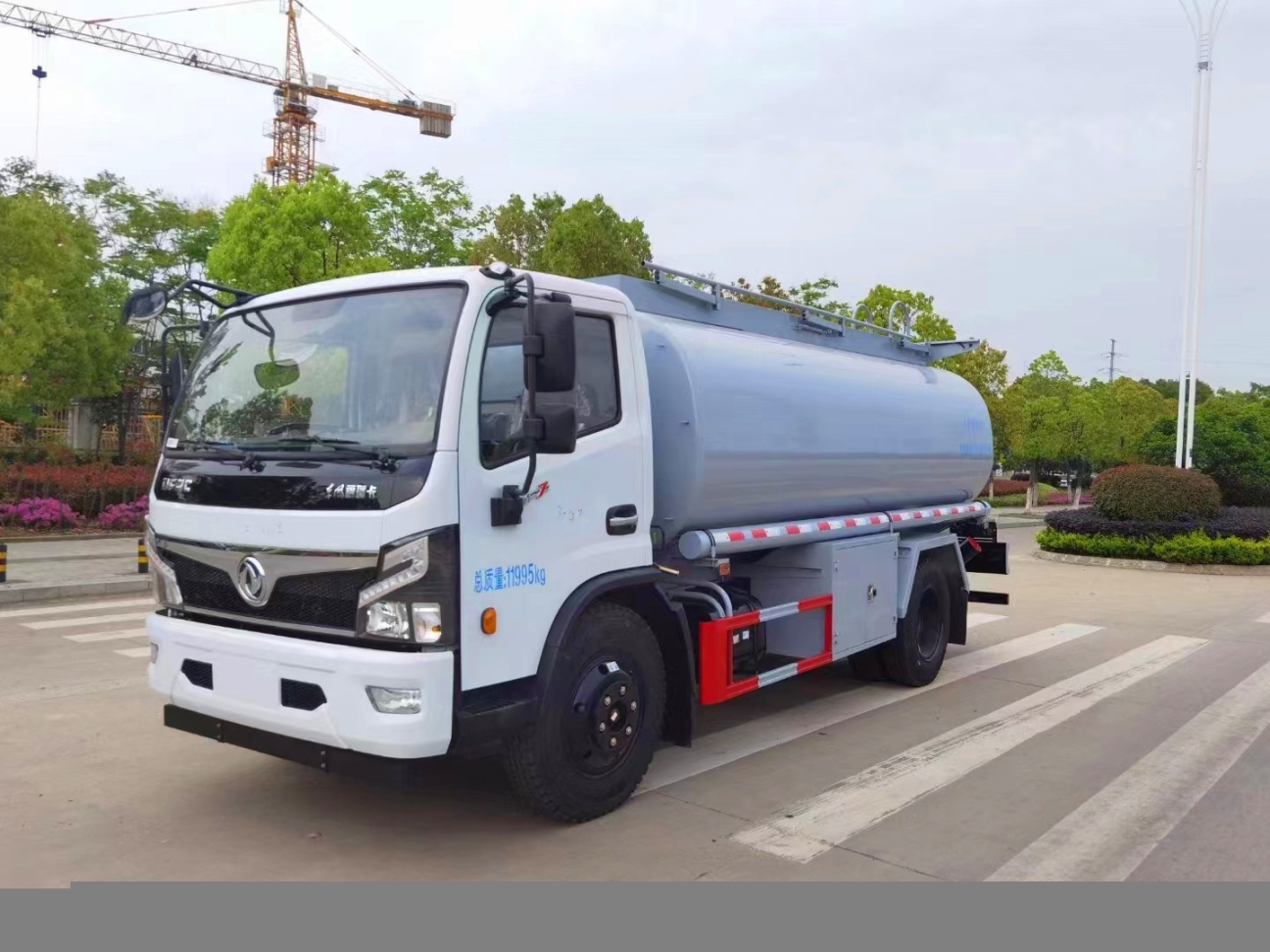 单桥食用油运输车大型普通罐车二手罐装车