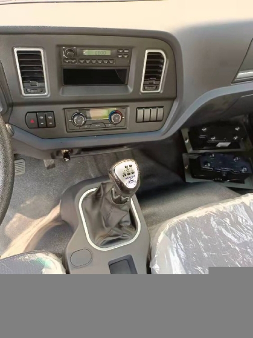 海南后八轮12吨徐工随车吊价格