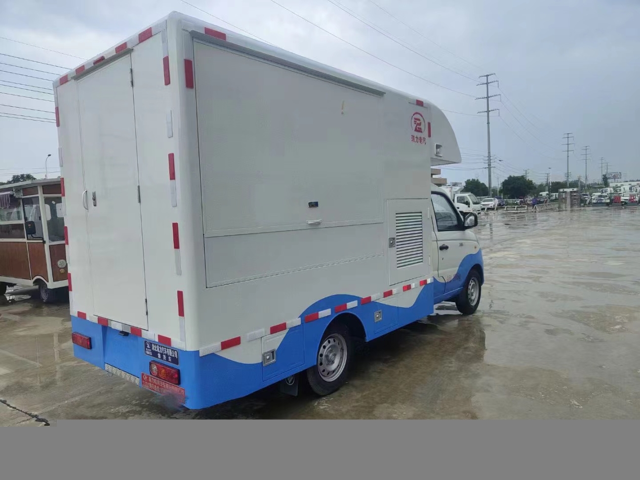 四川成都福田移动售货车