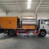 陕汽德龙单桥同步碎石封层车,重庆热门同步碎石封层车参数规格