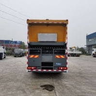 陕汽德龙后八轮同步碎石封层车,四川同步碎石封层车参数规格