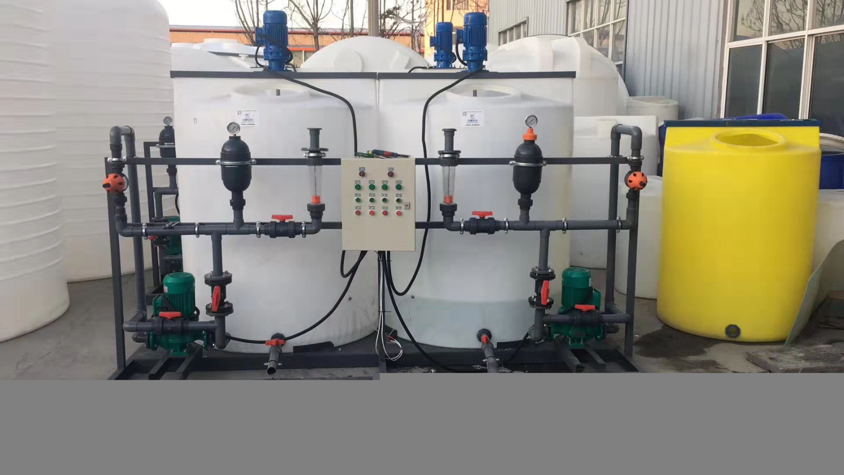 绿谷通泰全自动加药装置设备,销售全自动加药装置加药系统优质服务